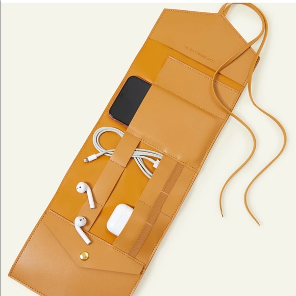 Tech organizer roll - Picture 3 of 4